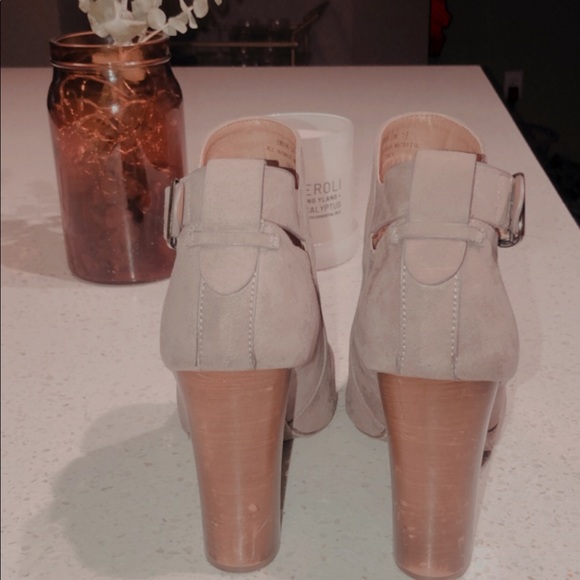 BAMBOO | Suede toe ankle boots - Picture 4 of 7